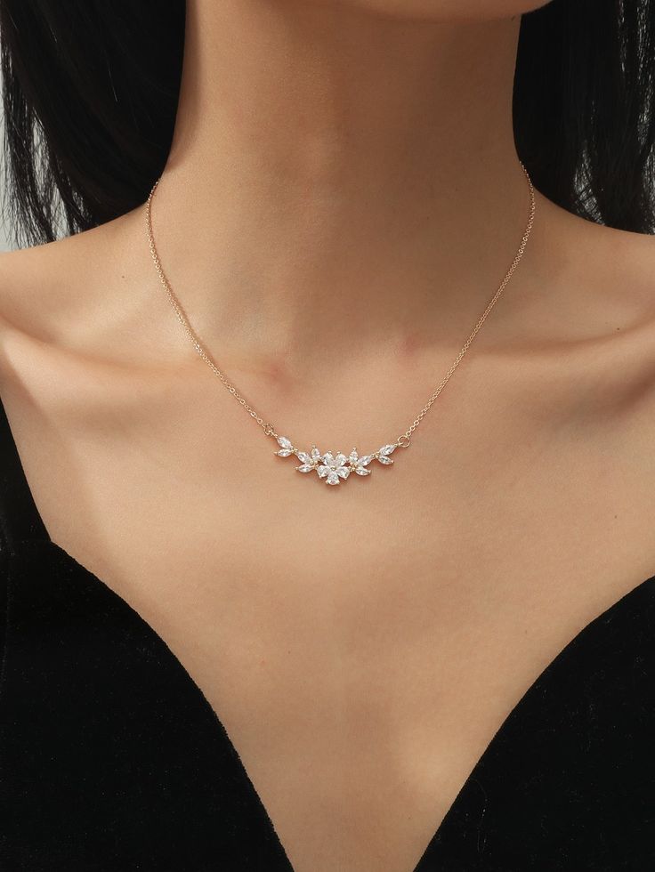 Color: Gold Gender: Women Material: Copper Quantity: 1 piece Style: Fashionable Details: Rhinestone Type: Pendant Necklaces IN Length 17.7-19.7 This data was obtained from manually measuring the product, it may be off by 1-2 CM. قلادات متدلية, Jewelry Necklace Simple, Prom Necklaces, Gold Jewelry Simple, Gold Fashion Necklace, Classy Jewelry, Fancy Jewellery, Jewelry Lookbook, Gold Necklace Designs