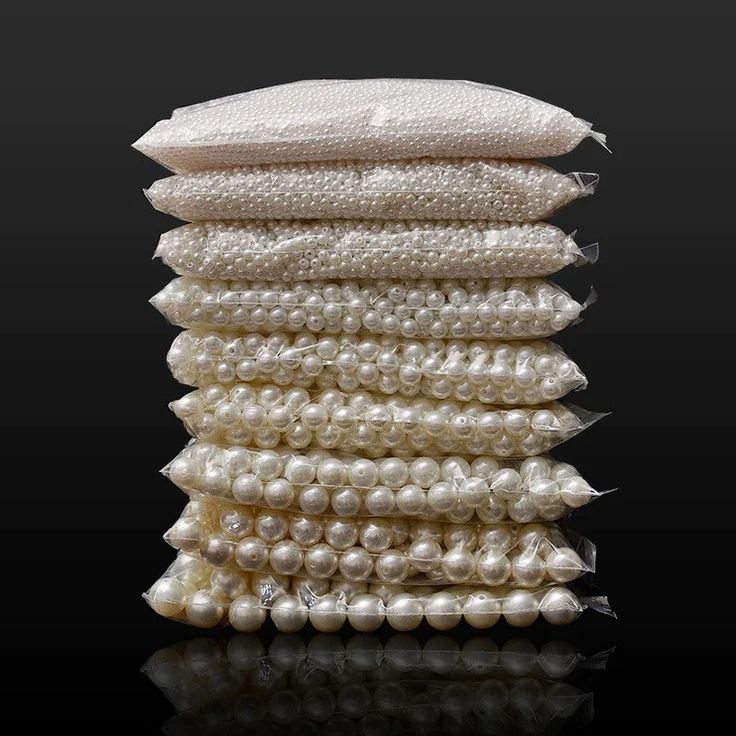 a stack of pearls sitting on top of each other