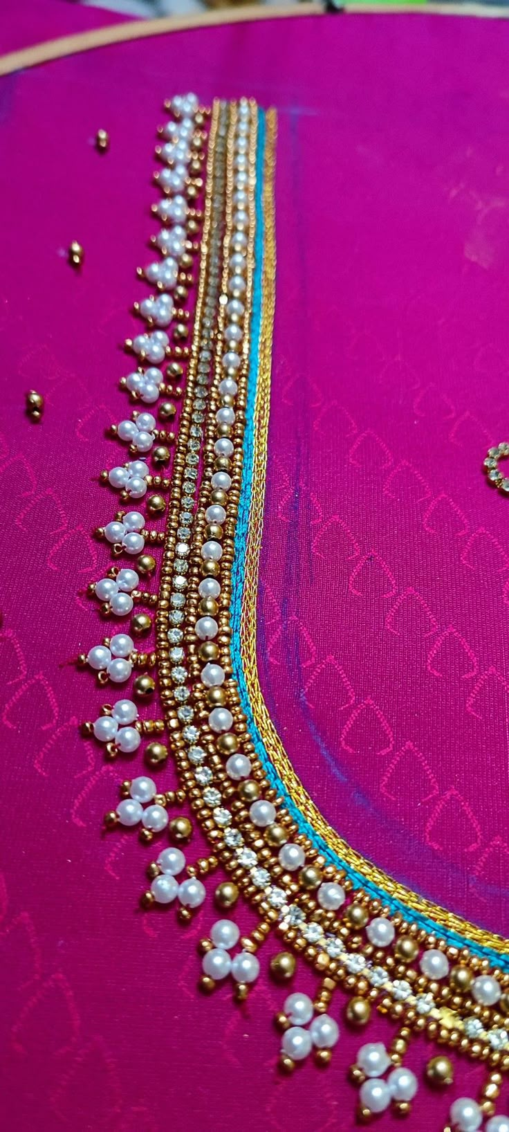 Theard Work Blouse Designs Simple, Red Blouse Aari Work Designs Simple, Beeds Work Aari Design, Aari Work Hanging Design, Silk Thread Work Blouse Designs, Aari Work Practice Design, Khatta Stitch In Aari Design, Very Simple Aari Work Blouse Design With Price, Simple Design Aari Work Blouse