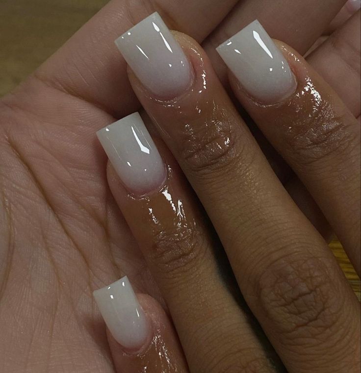 Medium Tips Nails, Off White Nails Short, Short Manicures Gel, Shortie Acrylic Nails Square, Classic Nails Black Women, Nut Color Nails Short, Basic Shorties Nails, Sharp Square Nails Short, Nut Nails Acrylic