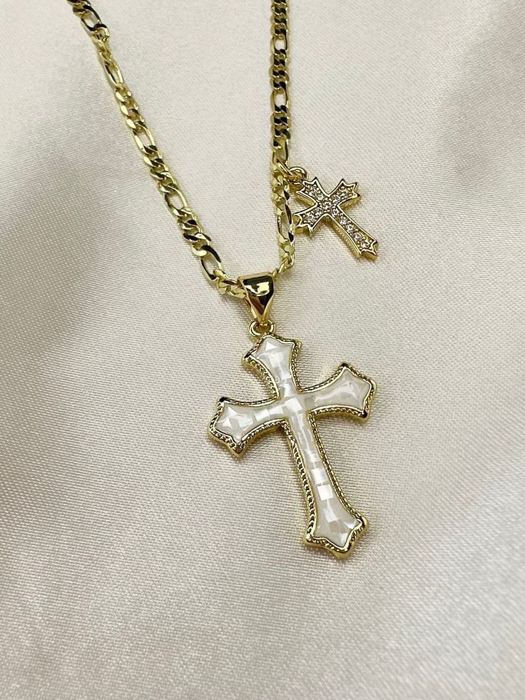 Double Cross Necklace, Shell Cross, Cross Pendent, Streetwear Jewelry, Pink Cross, Gold Cross Necklace, Jewelry Accessories Ideas, Dope Jewelry, Jewelry Fashion Trends