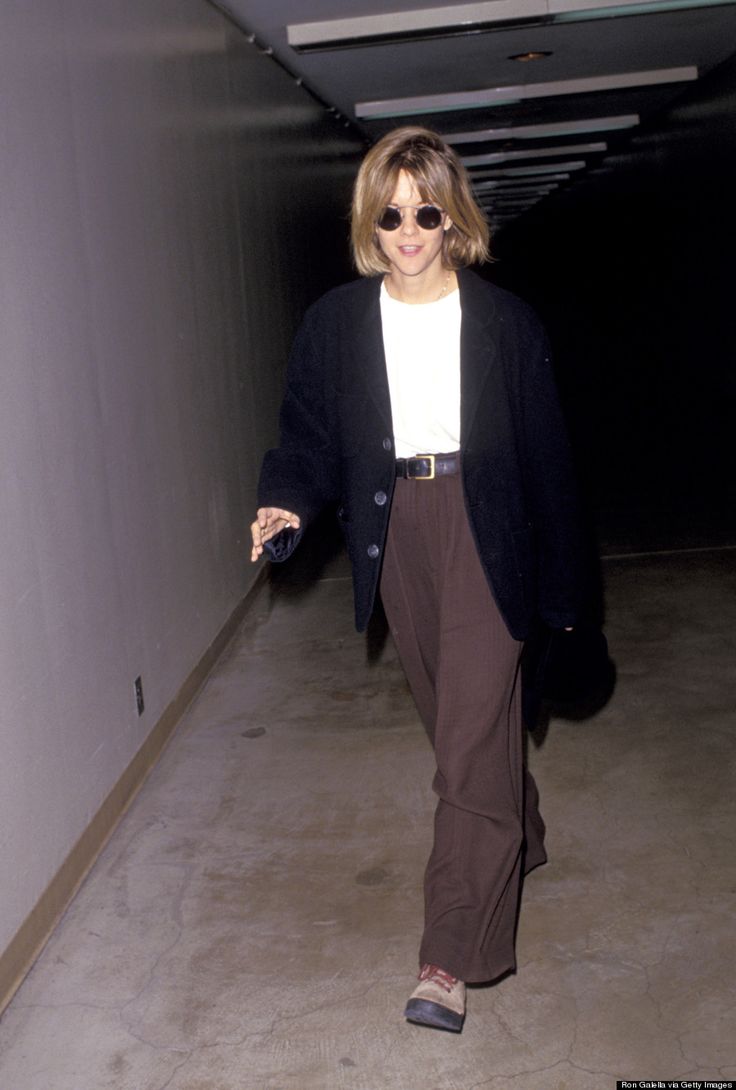 Meg Ryans 90s Style Should Never Be Forgotten (PHOTOS) The 90s Fashion, 90’s Outfits, 90s Inspired Outfits, Tokyo Street Fashion, Meg Ryan, Fashion 90s, Outfit 90s, 90s Looks, 90s Fashion Outfits