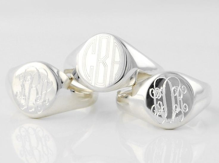 Classic Monogram Signet Ring in pure sterling silver The shank tapers to 3mm making it comfortable to wear. The signet on this ring is solid. * Choose from US ring size 3, 4, 5, 6, 7, 8, 9, 10 & 11 &12 (sizes are unisex) * Solid .925 Sterling Silver ~ Hallmarked * Features an oval signet that measures approximately 11 x 9 mm for personalization (varies by ring size) PERSONALIZATION OPTIONS ✤ Choice of three monogram styles/fonts for two or more initials (see third image) ✤ Choose any fon Jacksonville Beach, Engraved Initials, Classic Monogram, Signet Rings, Silver Signet Ring, Memorial Jewelry, February Birth Stone, Ring Vintage, Amethyst Gemstone