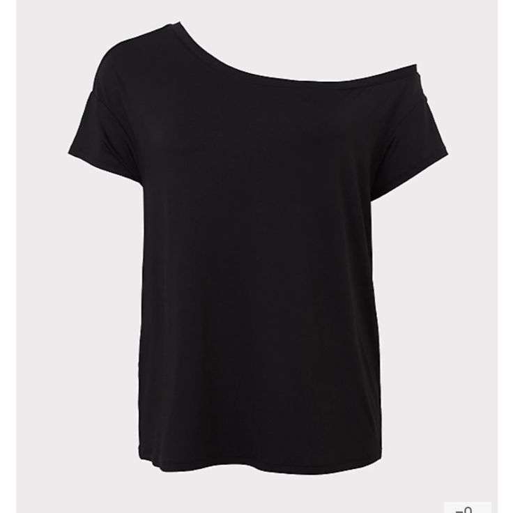 Awesome Top. New With Tags. Torrid. Black Active Off Shoulder Tee. Bundle And Save! Off The Shoulder Black Shirt, Off The Shoulder T-shirt, Off Shoulder T-shirt, Off Shoulder Shirts, Off The Shoulder Tee Shirt, Off The Shoulder Tshirt, Obx Clothes, Over The Shoulder Shirt, Off The Shoulder T Shirt