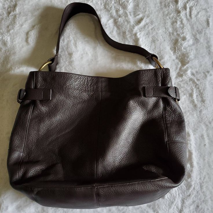 Nwot Gap Shoulder Bag Shell: 100% Cow Leather Magnetic Snap Closure 12.5" Long 11.5" High 4" Depth 12" Handle Drop Original Price: $130 Gap Bag, Crossover Purse, Saddle Bag Purse, Crossbody Saddle Bag, Mini Crossbody Purse, Faux Leather Purse, Leather Luggage Tags, Small Crossbody Purse, Leather Luggage