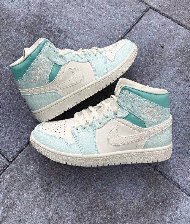 Summer Jordans, Cute Jordans For Women, Shoes Design Ideas, Jordan Air 1 Mid, Cute Jordans, Heels Design, Pencil Heels, Trendy Shoes Sneakers, Nike Shoes Girls