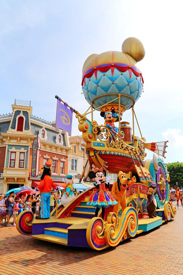 a float with mickey mouse and other characters on it