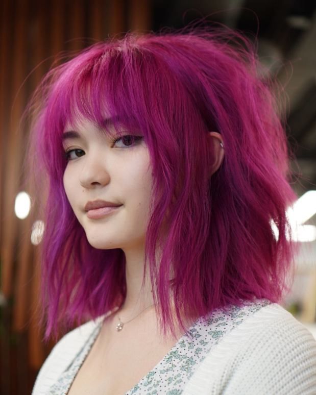 Magenta Hair, Funky Hair, Dyed Hair Inspiration, Spring Hair Color, Hair Color Pink, Short Hair Styles For Round Faces, Alternative Hair, Haircut And Color, Hair Color And Cut