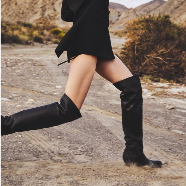 Zara Over The Knee Cowboy Leather Boots Over The Knee Cowboy Boots, Flat Leather Boots, Pointy Toe Boots, Metallic Boots, Zara Heels, Lug Sole Boots, High Heel Boots Knee, Black Leather Flats, Zara Leather