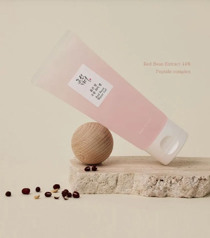 Beauty of Joseon's first 'Dynasty Cream' was created to provide rich moisture to the skin and help maintain an appropriate oil-water balance. For the oily-skin customers, it has a light gel texture and is full of moisture while minimizing the oily feeling. Red bean extract and 3 types of peptides, key ingredients in this cream, work in concert to replenish moisture and help skin health. Head to Style Korean for more info. Korean Skin Care | Skin Care Routine | Glass Skin | Clean Girl Aesthetic Pore Mask, Skin Growths, Beauty Of Joseon, Moisturizer For Oily Skin, Red Bean, Oil Water, Gel Moisturizer, Red Beans, Gel Cream