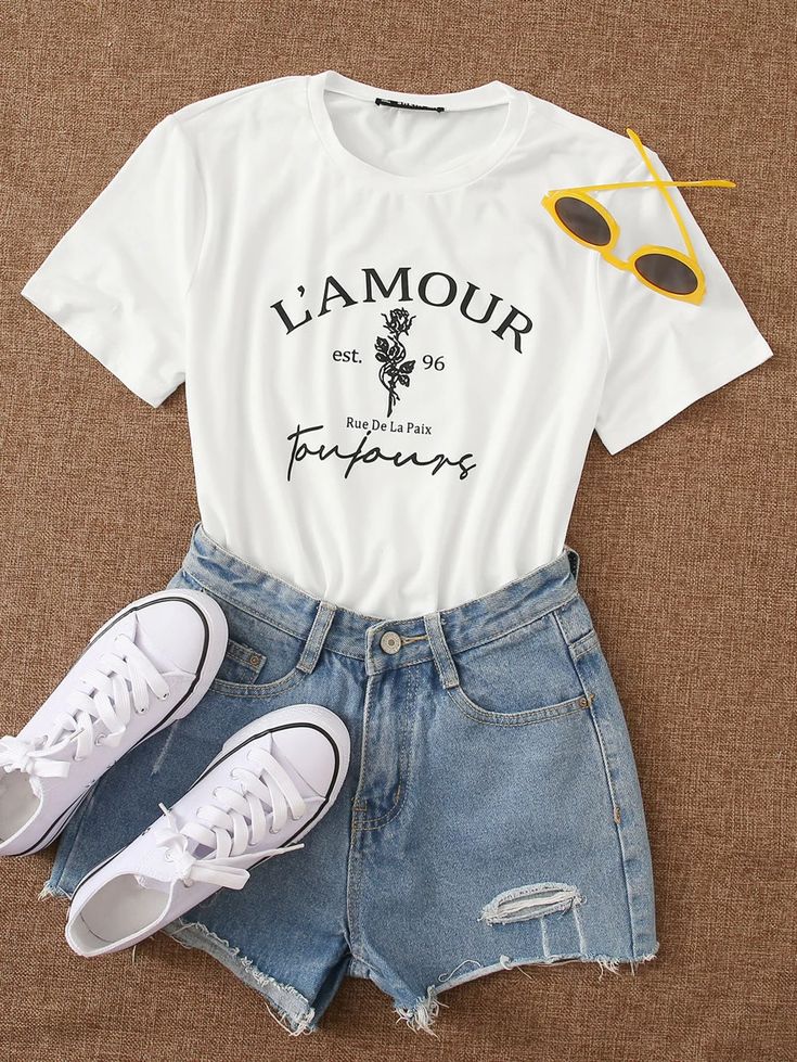 Pretty Summer Outfits Casual, Cute Simple Outfits For Summer, Everyday Outfits Casual, Mode Indie, Everyday Outfits Summer, Mode Prints, Summer Outfits For Teens, Floral Graphic