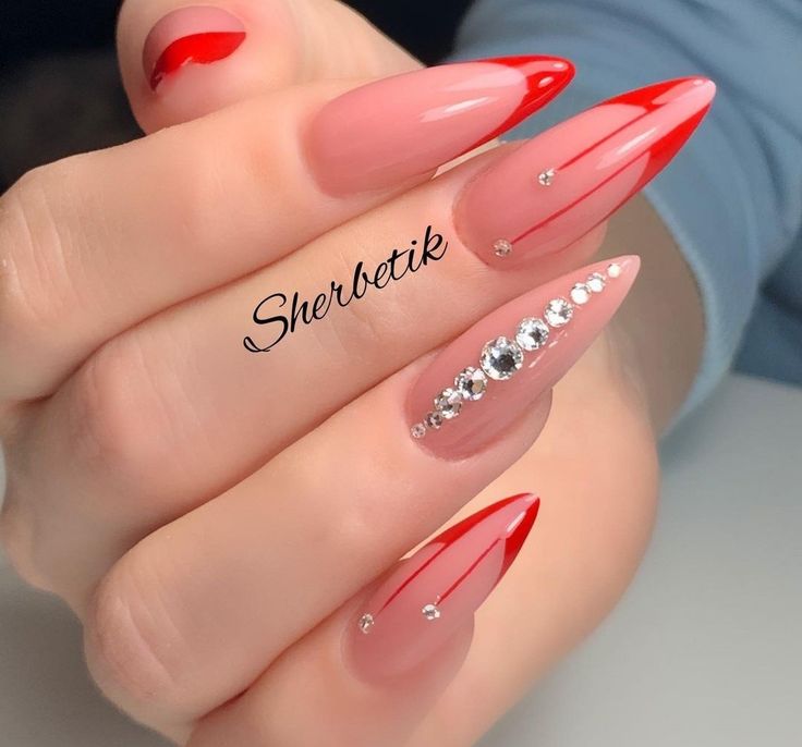 Oval Nails With Bling, Simple Dot Nail Art, Neutral Nails Acrylic, Nail Art Ideas For Summer, Dot Nail Art, Almond Acrylic Nails, Bling Acrylic Nails, Neutral Nails, Classy Nails