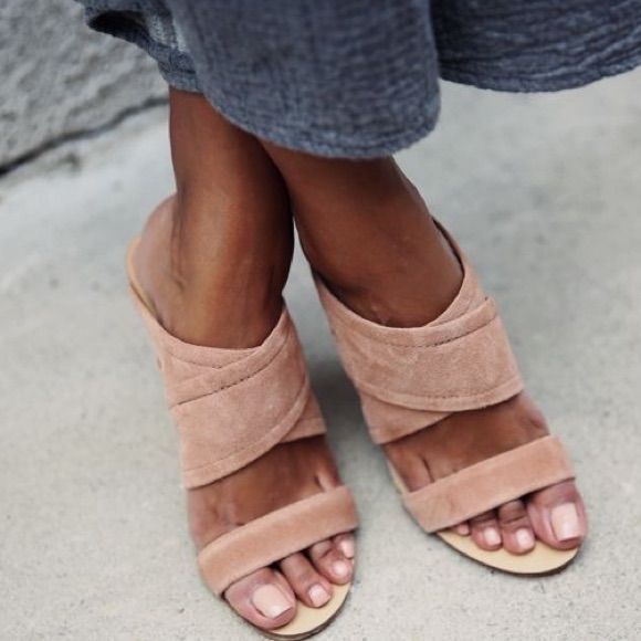 Gorgeous Wedge Sandalsthe Shaw Mulefrom Rag & Bone In Nearly Excellent Condition! Dress Up Any Outfit In Any Season (But Winter, Of Course!) With These To-Die-For Shoes From Rag & Bone! The Color Is A Soft Rose Called Macaroon, And Is The Perfect Neutral! A Tan-Pink Hue, These Look Great With Any Skin Tone! Only Worn A Couple Of Times, They Are In Nearly Excellent Condition, With Wear Mostly Just On The Soles, Which Show Wear With Seldom Use. I Paid Full Price For These, Barely Wore, And Am Not Chic Mules With Stacked Wedge Heel, Chic Mules With Stacked Heel, Chic Wedge Sandals With Wrapped Block Heel, Summer Suede Wedge Heels, Chic Summer Wedge Sandals With Stacked Heel, High Heel Suede Wedge Sandals For Summer, Summer Suede Heels With Wrapped Heel, Chic Blush Leather Sandals, Summer Feminine Heels With Deep Heel Cup