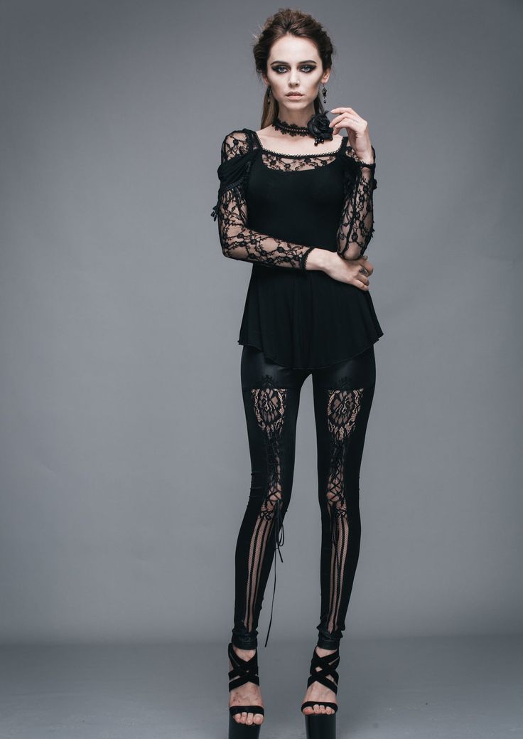 The Lace of Romance Top – Goth Mall Feminine Blouses, Stunning Tops, Pleat Top, Lace Splicing, Rose Lace, Style Punk, Tunic Style, Long Tunic, Tunic Styles