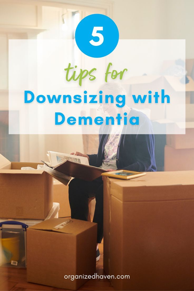 Downsizing for a senior who has dementia? Here are 5 tips to help your client or loved one through the process. Downsizing Tips For Seniors, Declutter Living Room, Organize Minimalist, Downsizing House, Room Declutter, Decluttered Home, Before And After Room, Moving Tips And Tricks, Closet Declutter