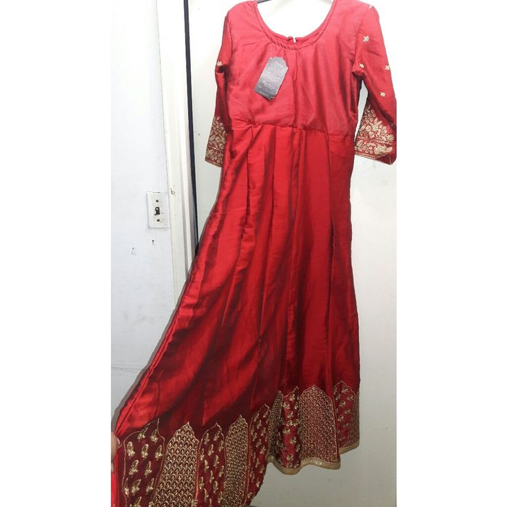 New Never Worn Indian/Pakistani/Bangladeshi Floor Touch Dress For Women. Has Chain On The Back. Three-Quarter Arm. Umbrella Style Skirt. Only Damages: There Are Few Stiches Missing On The Waist. Idk What Happened But Thats How I Received From The Seller. ***Willing To Sell For Any Price, Just Make Me An Offer.*** Bust: 20" (Armpit To Armpit: 20") Waist: 32" Length: 52" Arm Length: 16.8" Arm Hole: 11" Shoulder: 16.9" Make Me An Offer!!! Long Bollywood Style Dresses For Eid, Long Anarkali Dresses For Eid, Chanderi Maxi Dress For Eid, Long Bollywood Style Festive Dress, Long Bollywood Festive Dresses, Bollywood Style Long Dresses With Dabka, Long Semi-stitched Dress With Dabka, Semi-stitched Long Dress With Dabka Details, Bollywood Long Dresses With Dabka Embroidery