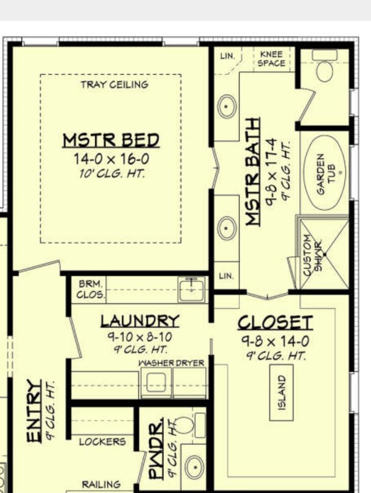 the floor plan for a small house with two master suites and an attached bathroom area