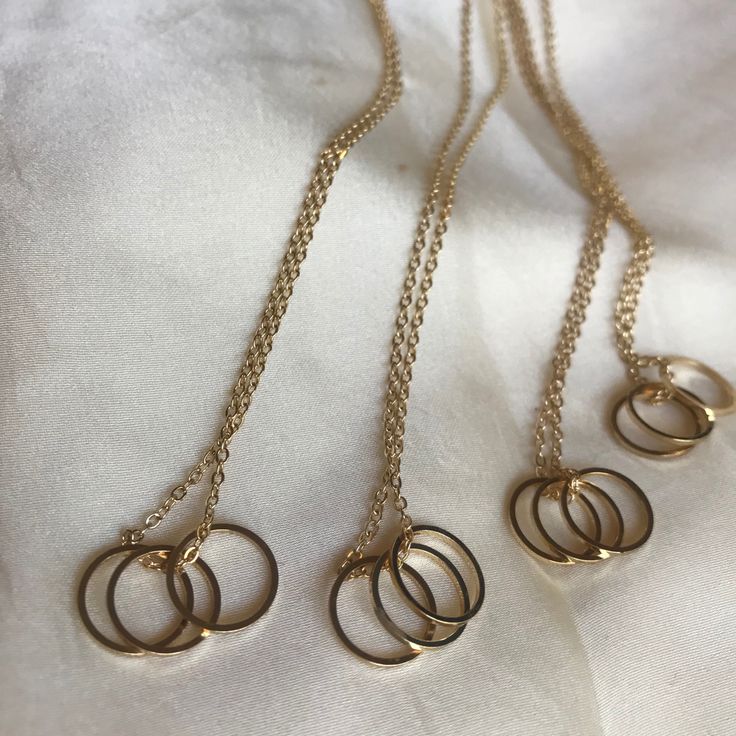 Our karma necklace represents to keep your circle positive and loving #chain #circle #karma #necklace #necklacediy #pendant #trendy #minimalist #jewellery #photography Jewellery Photography, Minimalist Jewellery, Karma Necklace, Diy Necklace, Washer Necklace, Gold Necklace, Chain, Pendant, Photography