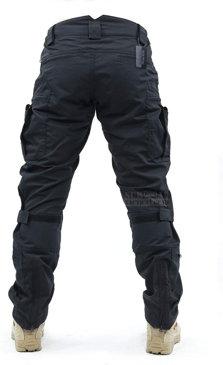 Celana Kargo, Mens Tactical Pants, Tactical Wear, Combat Pants, Tactical Clothing, Tactical Pants, Mens Fashion Casual Outfits, Mens Pants Fashion, Men Fashion Casual Outfits