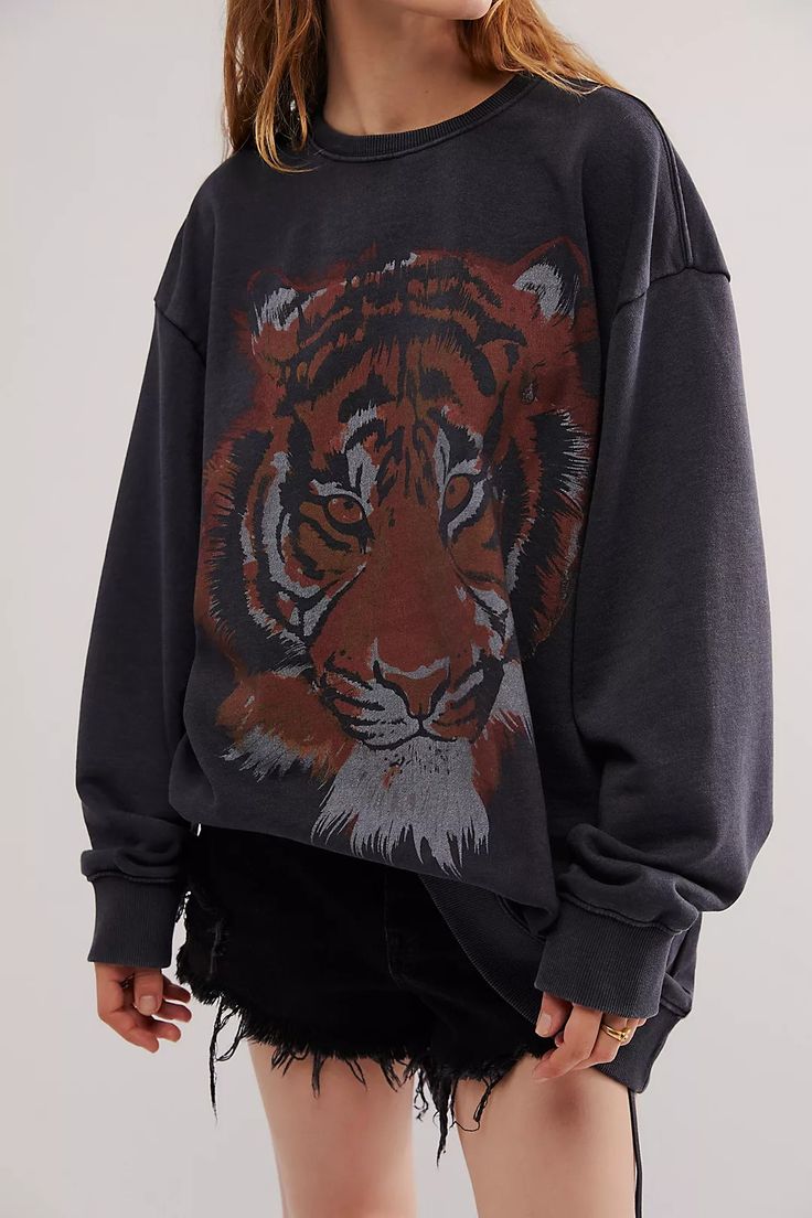 Wrangler Tiger Sweatshirt | Free People Animal Clothing Design, Cute Everyday Outfits Fall, Hairstylist Wardrobe, Free People Jumper, Everyday Outfits Fall, Tiger Sweater, Baddie Clothes, Off Shoulder Sweatshirt, Style Types