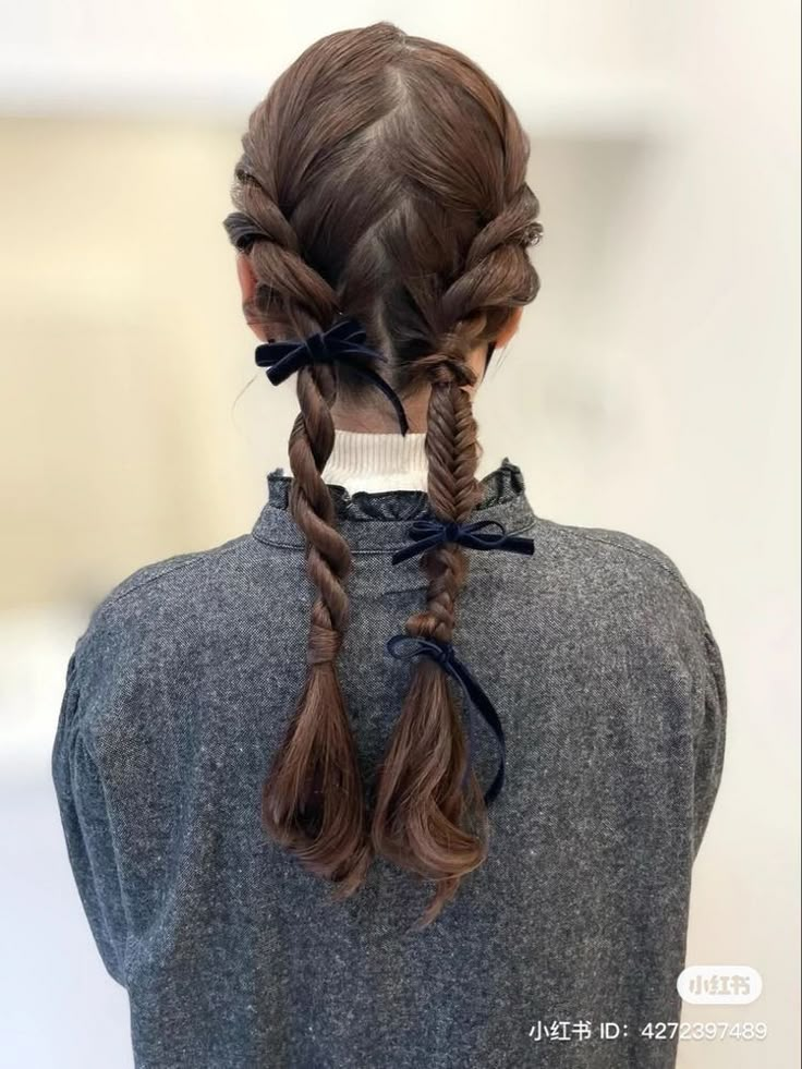 Half Up With Bow, Ponytail With Bow, Braid With Bow, Bun With Bow, Hairstyle Bubble, Hairstyle With Bow, Coquette Hairstyle, Stylist Instagram, Bow Hairstyles