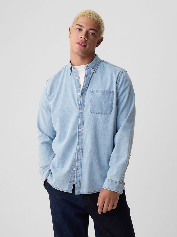 Soft denim knit.  Long sleeves.  Button-front collar.  Front patch pocket at chest.  Straight silhouette with a relaxed fit.  Hits at the hip.  Marco is 6�2/188cm with a 31�/79cm waist and 33�/84cm inseam wearing a regular Gap Medium Wash Relaxed Fit Button-up Shirt, Washed Blue Cotton Button-up Denim Top, Cotton Denim Button-up Top, Classic Collared Denim Top With Pockets, Light Indigo Cotton Shirt With Button Closure, Medium Wash Chambray Collared Shirt, Classic Relaxed Fit Denim Top With Button Closure, Gap Tops With Button Closure, Casual Denim Button-up Shirt