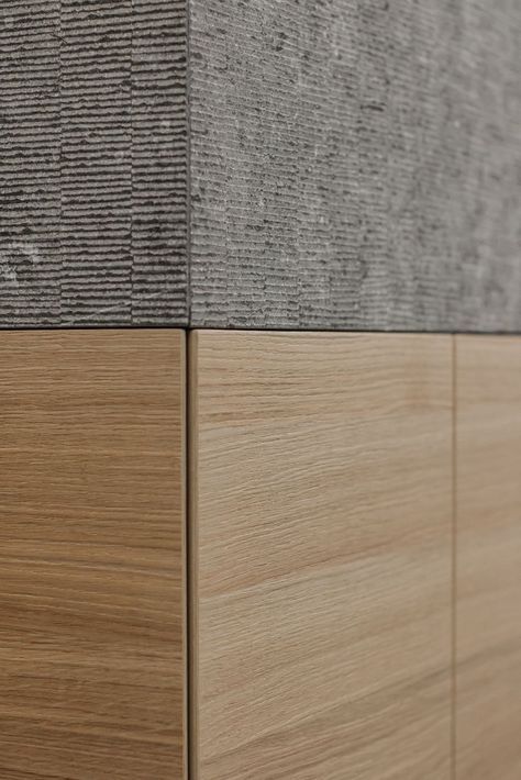 wood paneling with different colors and patterns on it