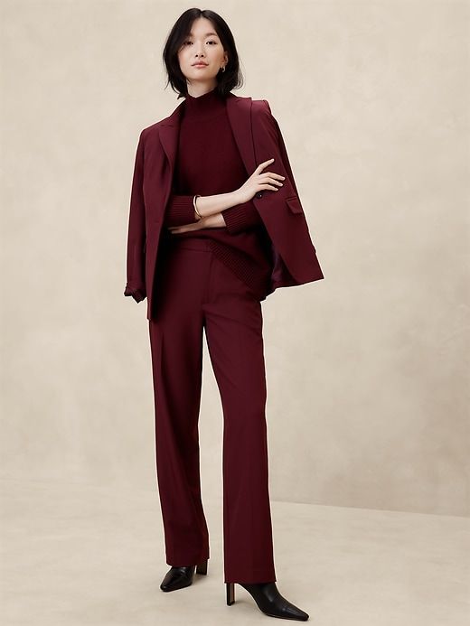 Sculpted Straight Pant | Banana Republic Factory Burgundy Suit Women, Maroon Suit, Feminine Shoes, Formal Wear Women, Corporate Wear, Fashion Corner, Women Formals, Banana Republic Factory, Work Wear Women