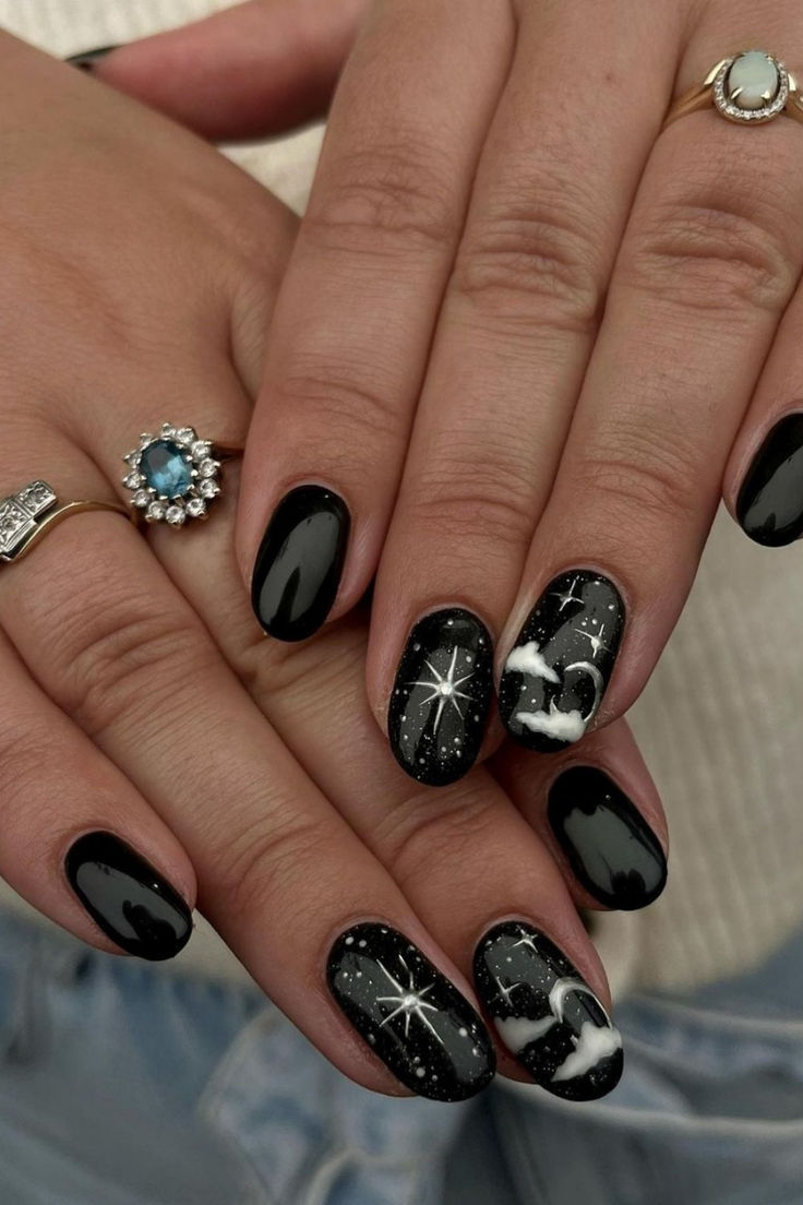 Looking for the best celestial nail ideas?! These celestial nail designs are TOO good. We are obsessed with these cute and trendy celestial nail inspo Sun And Moon Nails Simple, Witchy Short Nails, Sun And Moon Nails, Celestial Nails, Black Silver Nails, Biab Nails, Star Nail Designs, 1st September, Witchy Nails