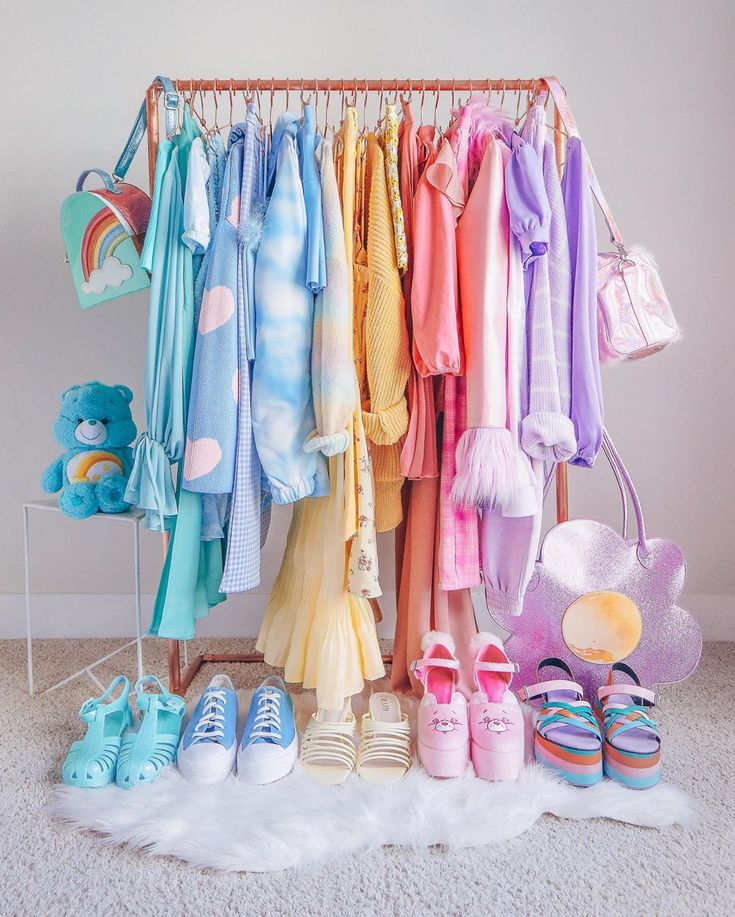 Pastel Wardrobe Aesthetic, Rainbow Clothes Organization, Pastel Rainbow Aesthetic Outfit, Closet By Color, Pastel Closet, Backdrop For Photoshoot, Organizing My Closet, Aesthetic Backdrop, Fashion Flat Lay