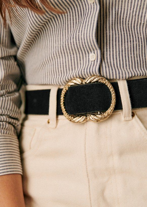 Artemis Belt, Preppy Grandma, Grandma Era, Style Parisienne, French Girl Chic, Office Casual Outfit, Paris Mode, Current Styles, Pinterest Closet