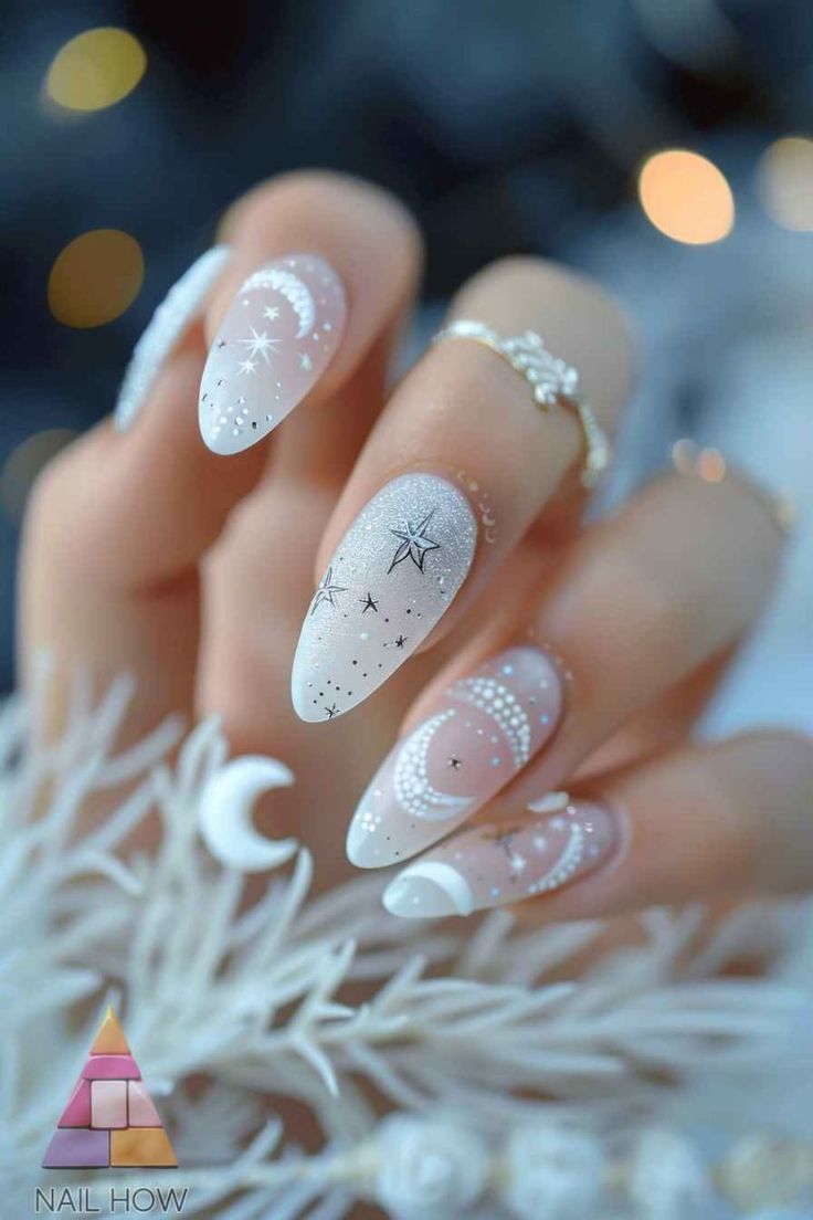 Star Wedding Nails, Space Themed Nails Acrylic, Summer Celestial Nails, Simple Celestial Nails, Celestial Wedding Nails, White Celestial Nails, White Silver Nail Designs, White Nail Polish Ideas, Nails Stars Design