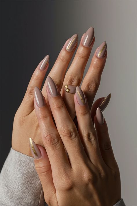 Simple Nail Extensions, Professional Nails For Work, Office Nails Professional, Simple Nail Ideas, Ready Aesthetic, Office Nails, Bday Nails, Nails Professional, Short Almond Nails