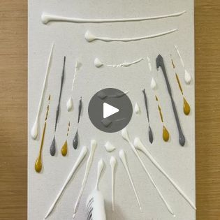 a video demonstrating how to use toothbrushes in the shape of a human eye