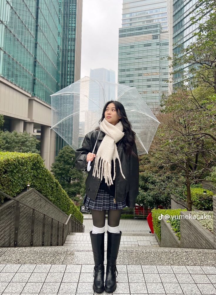 Japan Aesthetic Fashion, Korean Winter Fashion Outfits, Korea Winter Fashion, Tokyo Japan Aesthetic, Japan Outfit Winter, Japanese Winter Fashion, Japan Winter Fashion, Tokyo Outfits, Different Body Sizes