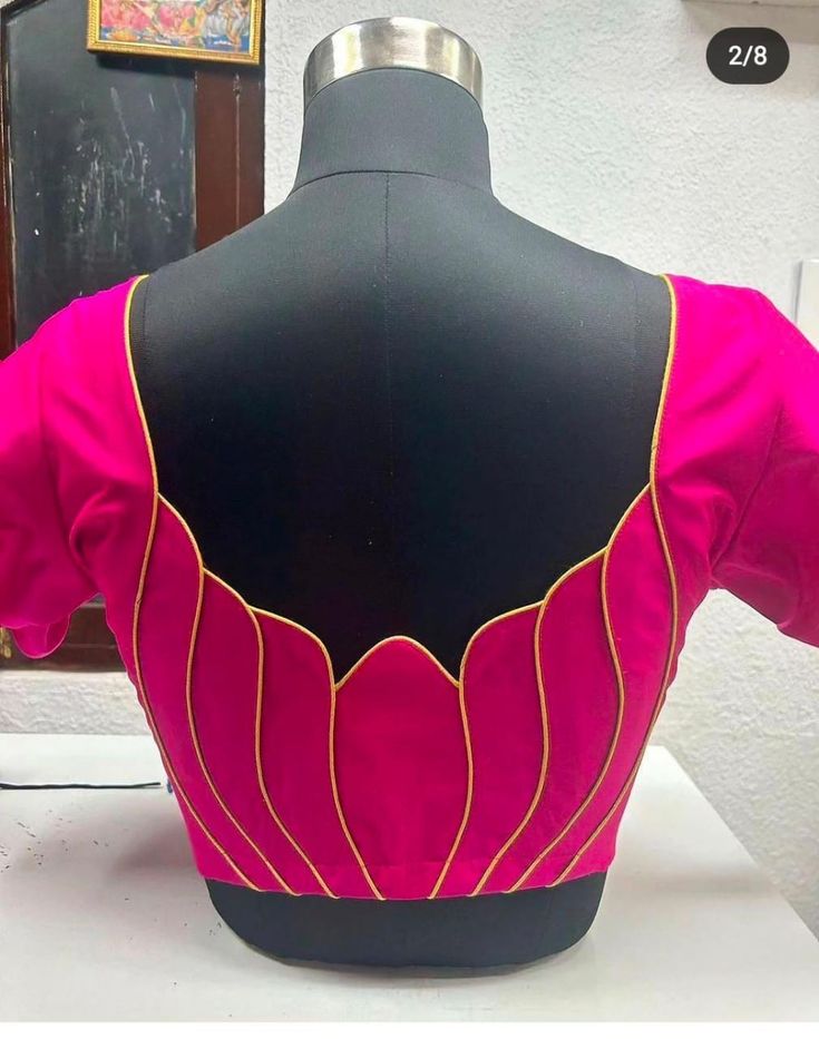 Stylish Blouse Work Design, Blouse Design For Daily Wear Saree, Blouse Sleeves Design Latest Simple, Blouse Simple Back Neck Designs, Plain Blouse Designs Latest, Blouse Back Neck Designs Latest Pattern, Back Blouse Designs Latest Simple, Blouse Designs Latest Simple, Simple Blouse Back Neck Designs