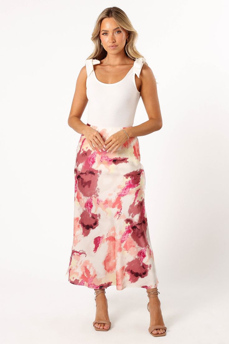 DETAILS   Unleash your inner trendsetter with our high-waisted, A-line skirt! With its maxi length, it's perfect for those who crave both style and comfort. The skirt features an elasticised waist band for a snug fit and effortless pull-on function.   high waisted a-line skirt  maxi length  elasticised waist band  pull on  tie dye print design   unlined    material - 100% polyester    SIZING     model is 5' 5" and wears a Size XS    model stats: bust - 31.5", waist - 25.5", hips - 37"         GA Skirt Maxi, Cold Hands, Tie Dye Print, Waist Band, A Line Skirt, Trend Setter, A Line Skirts, Snug Fit, Maxi Skirt