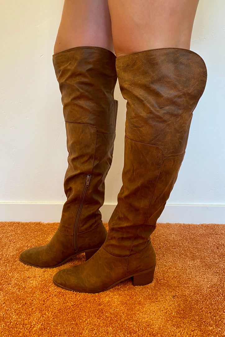 Over the knee boots are perfect to dress up any fall outfit! These cognac brown boots can be paired with leggings, a dress, or skinny jeans and a sweater for any easy out to dinner outfit! They have a slightly pointed toe, side zipper, and a 2.5" heel. Fits true to size. Out To Dinner Outfit, Boots Cognac, Dinner Outfit, Dinner Outfits, Fall Outfit, Brown Boots, Over The Knee Boots, Over The Knee, High Boots