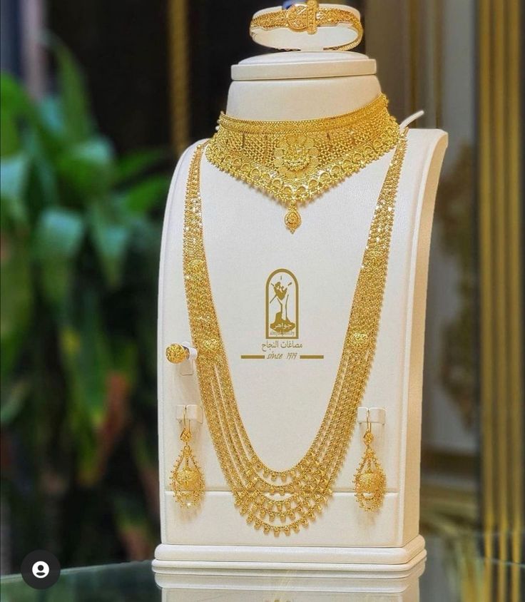 Dubai Gold Jewelry Set Bridal, Bridal Gold Choker Designs, Dubai Gold Jewellery Design Necklaces, Turkish Design Gold Jewellery, Turkish Jewellery Gold, Dubai Gold Jewellery Design, Bridal Gold Jewellery Indian, Turkish Gold Necklace Design, Dubai Gold Jewelry Necklaces Bridal