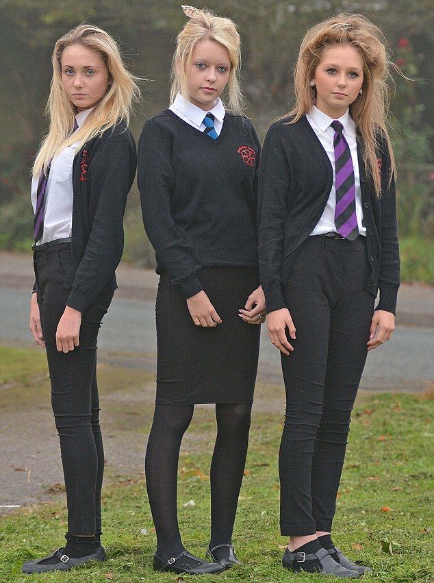 School Uniform Uk, British School Uniform, Private School Uniforms, School Uniform Pants, Women Wearing Ties, School Uniform Outfits, School Uniform Fashion, Uniform Pants, Cute Outfits For School