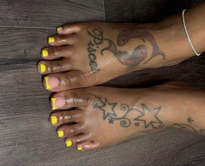 Barbados Nail Design, Yellow Toes Black Women, Yellow Acrylic Toes, Yellow French Tip Toes, Yellow Nails And Toes, Orange French Tip Toes, Fall Toes Toenails, Yellow Pedicure Toenails, Fall Toe Nail Designs Pedicures