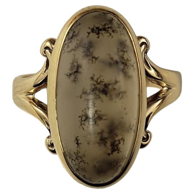 Vintage 14 Karat Yellow Gold Moss Agate Ring Size 4- This elegant ring features one moss agate - also known as picture agate - gemstone (14 mm x 8 mm) set in classic 14K yellow gold. Shank: 2 mm. Ring Size: 4 Weight: 1.6 dwt./2.6 gr. Stamped: 14K Very good condition, professionally polished. Will come packaged in a gift box or pouch (when possible) and will be shipped U.S. Priority Mail Insured. DV07082417KCS Gold Moss Agate Ring, Moss Ring, Fire Agate Ring, Antique Rings Vintage, Contemporary Engagement Rings, Baguette Diamond Rings, Yellow Gold Diamond Ring, Moss Agate Ring, Sparkling Rings