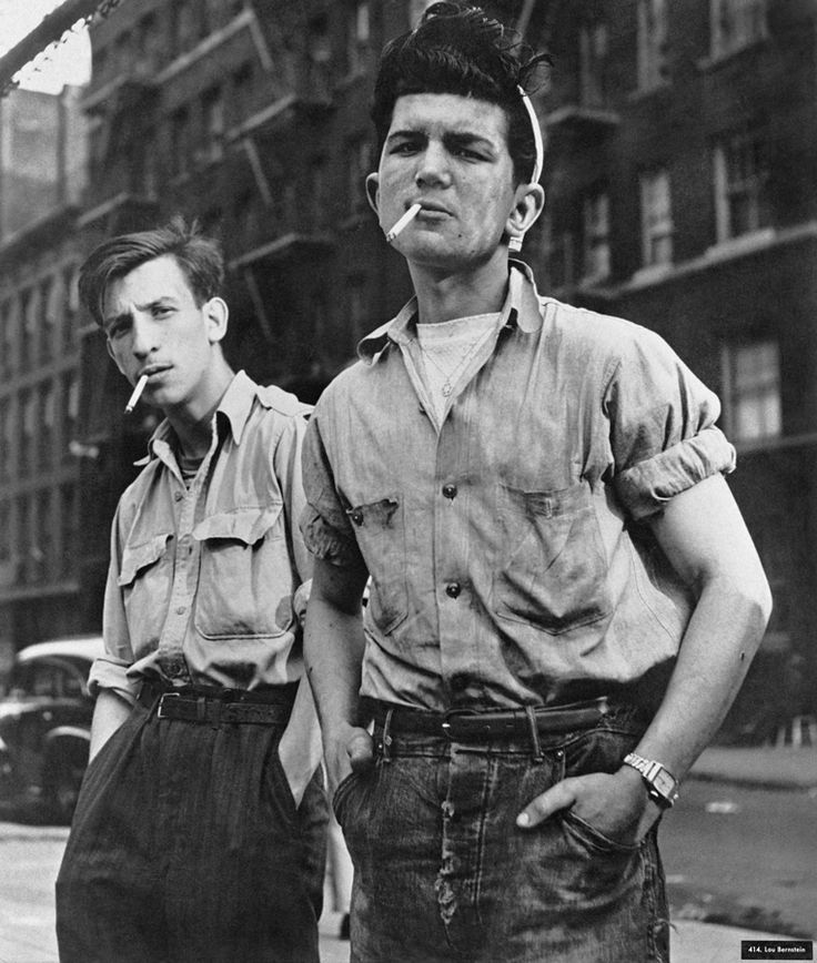 Catholic Gentleman, 1950s Mens, Teddy Boys, Vintage Mens Fashion, 1940s Fashion, Two Men, Moda Vintage, Men Vintage, Mode Inspo