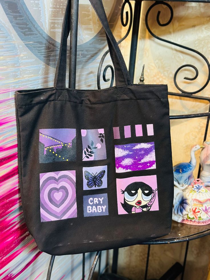 Tot Bag Painting Ideas Aesthetic, Painting On Bags Ideas Aesthetic, Painting On Tote Bags Aesthetic, Cute Tote Bag Design Paint Aesthetic, Aesthetic Mood Board Painting, Tote Bag Inspo Aesthetic, Creative Tote Bag Design Ideas, Tote Bags Painting Ideas, Painted Tote Bag Aesthetic