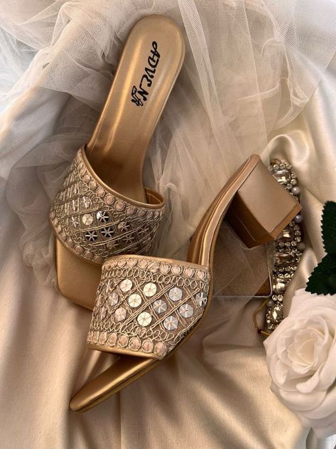 Bridal Sandals Heels, Sneakers Wedding, Wedding Sandals For Bride, Elegant Shoes Heels, Bridal Wedges, Indian Wedding Shoes, Bride Sandals, Wedding Shoes For Bride, Bride Heels