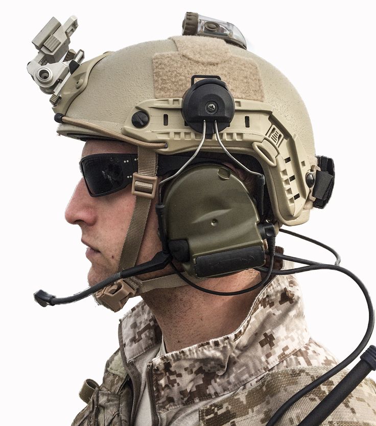 HHV ATE® #tactical Ballistic Helmet sporting Ops-Core VAS Shroud, Wilcox Mount, Ops-Core Counter weight. Ops Core Helmet, Military Helmet, Combat Helmet, Womens Motorcycle Helmets, Fast Helmet, Army Helmet, Tactical Helmet, Combat Gear, Tactical Equipment