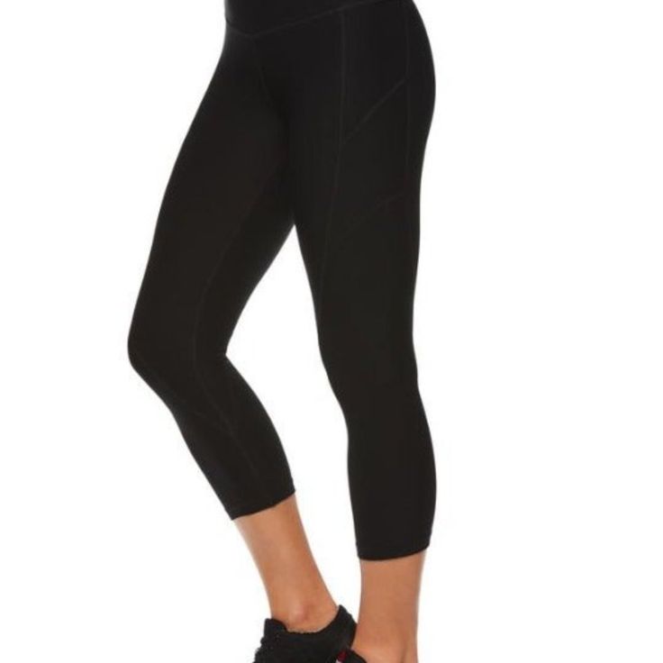 Brand New - $60 Msrp These Athletic Capris Are The Perfect Fitted Capri For When You Want To Add Some Fun And Color To Your Athleisure Wardrobe. Product Features Versatile: Reebok Workout Capris Are Perfect For Yoga, Running, And Everything In Between. Never Miss A Beat With These Bottoms. We Provide The Capris, You Provide The Lifestyle. Keep Going: The Exercise Capris Are Crafted With Quick Dry Fabric, That Is Specifically Designed To Wick Moisture From Your Skin. Stay Dry And Comfortab Compression Activewear For Workout Mid-rise, Moisture-wicking Medium Support Workout Bottoms, Sporty Moisture-wicking Mid-rise Leggings, Sporty Mid-rise Moisture-wicking Leggings, Sporty Mid-rise Leggings For Sports, Sporty Mid-rise Activewear For Workout, Fitted Athleisure Activewear For Sports Season, Fitted Athleisure Activewear For Sports, Mid-rise Athleisure Bottoms For Running