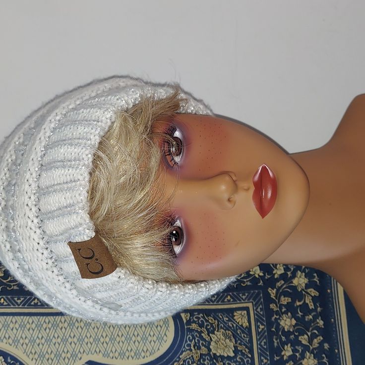 Excellent Condition Never Worn, Been Stored.. Pretty Beanie! Goes With Most Everything. Silver Gives It A Nice Holiday Pop! Holiday Pops, Knit Beanie Hat, White Silver, Knit Beanie, Beanie Hats, Women Accessories, Hats, Knitting, Women Shopping