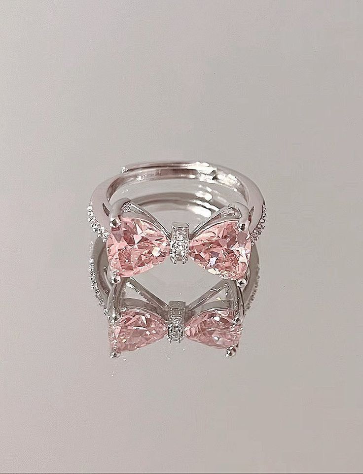 Stylish Jewelry Accessories, Pretty Jewelry Necklaces, Bow Ring, Jewelry Accessories Ideas, Girly Accessories, Classy Jewelry, Fancy Jewellery, Jewelry Lookbook, Fancy Jewelry