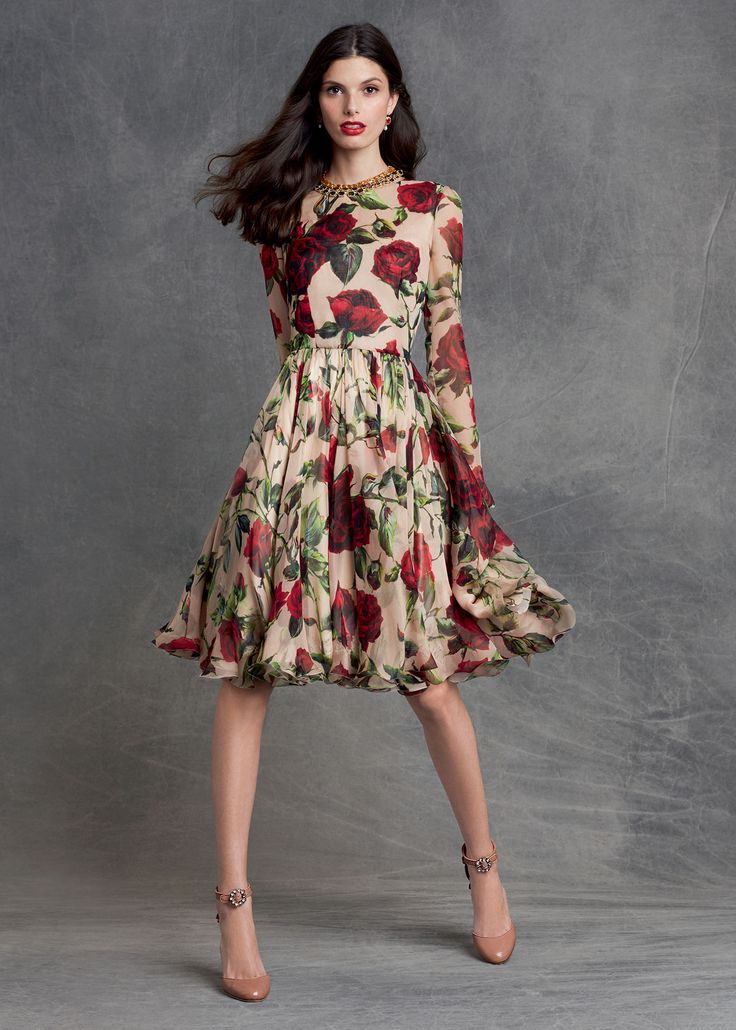 Flower Power Dolce And Gabbana Dress, Sukienki Maksi, Áo Blu, فستان سهرة, Beauty Dress, Floral Fashion, Beauty And Fashion, 2016 Fashion, Mode Vintage